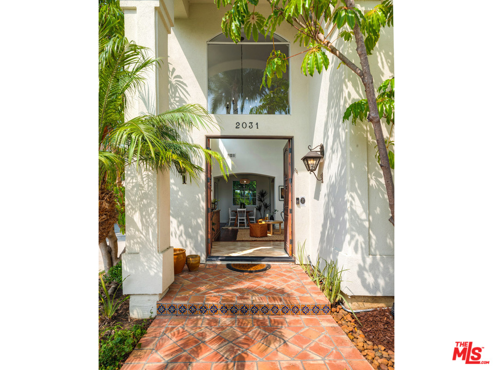 a view of a entryway