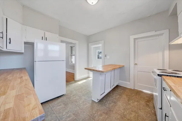 $1,500 | 1448 Staunton Avenue Northwest, Roanoke, VA 24017