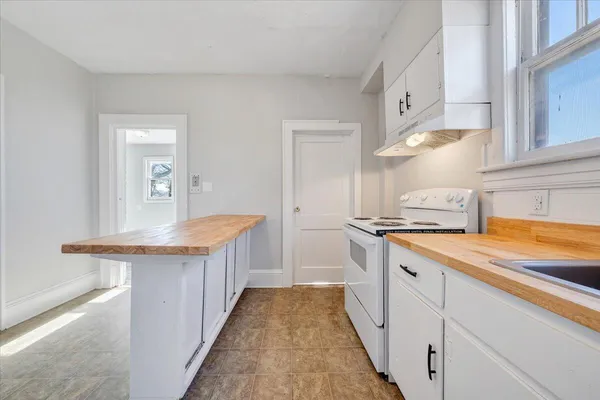 $1,500 | 1448 Staunton Avenue Northwest, Roanoke, VA 24017