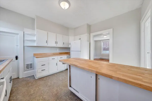 $1,500 | 1448 Staunton Avenue Northwest, Roanoke, VA 24017