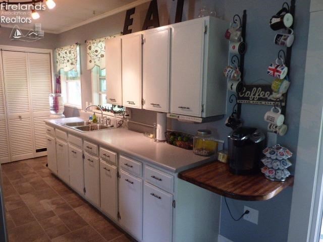 1850 Snyder Road Willard, OH 44890 - Photo 2 of 10 Gallery Image 2