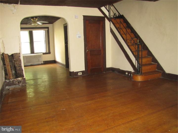 4547 Fernhill Road Philadelphia, PA 19144 - Photo 3 of 8 Gallery Image 3