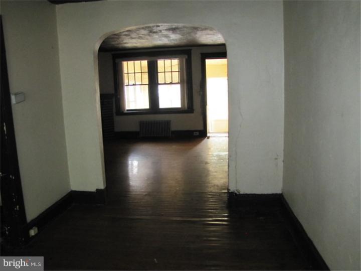 4547 Fernhill Road Philadelphia, PA 19144 - Photo 5 of 8 Gallery Image 5