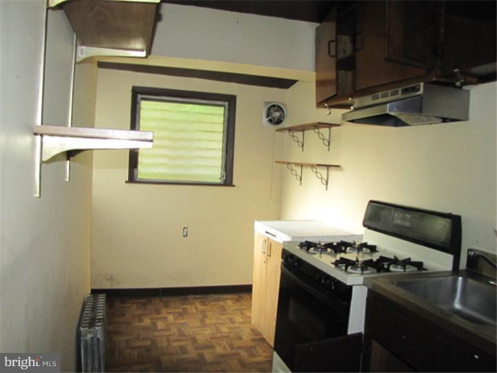 4547 Fernhill Road Philadelphia, PA 19144 - Photo 7 of 8 Gallery Image 7