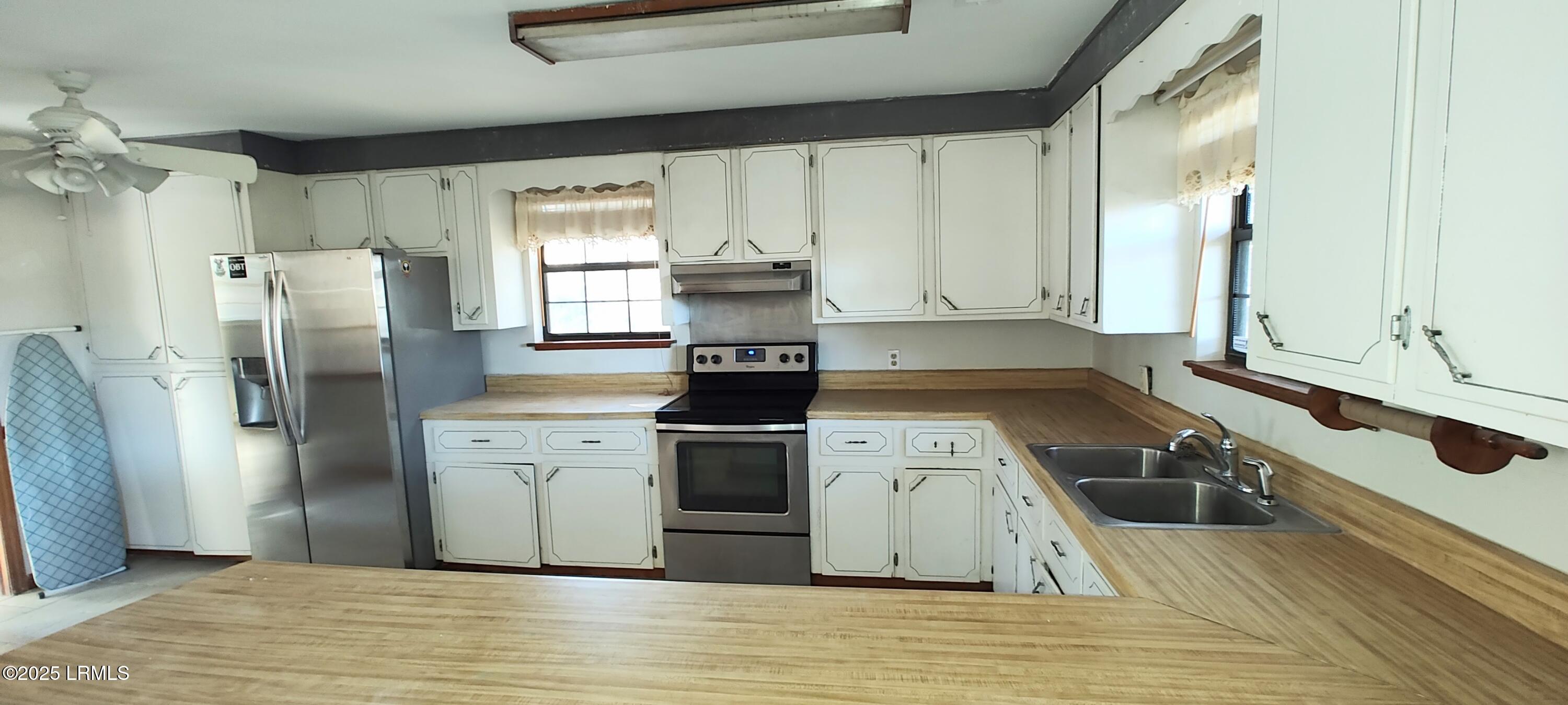 72 Stuart Point Road Seabrook, SC 29940 - Photo 18 of 19 IMG_20250107_145446766