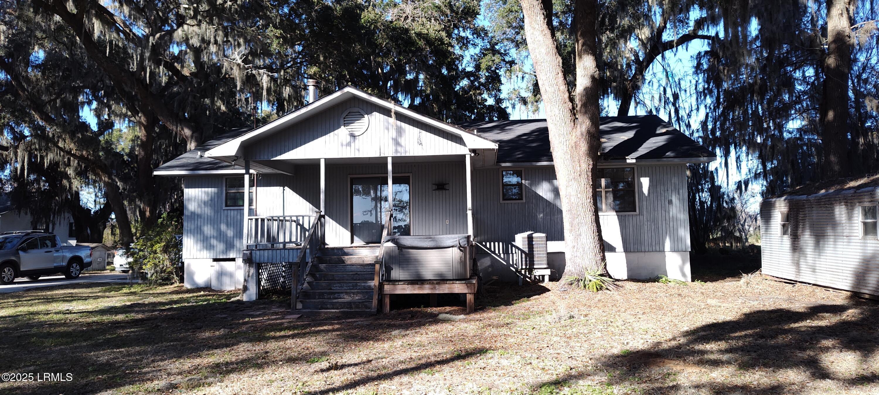 72 Stuart Point Road Seabrook, SC 29940 - Photo 7 of 19 IMG_20250107_150027527