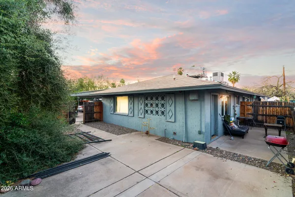 $899,000 | 822 East Montecito Avenue, Phoenix, AZ 85014