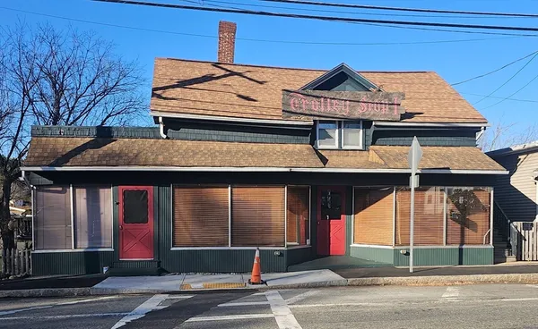 $619,000 | 294 East Main Street, East Brookfield, MA 01515