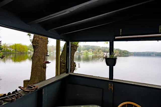 $619,000 | 294 East Main Street, East Brookfield, MA 01515