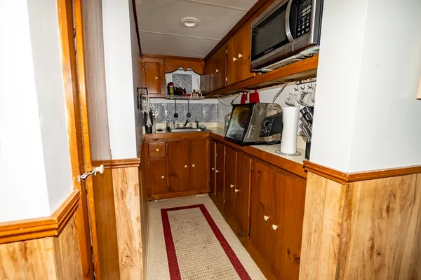 $619,000 | 294 East Main Street, East Brookfield, MA 01515