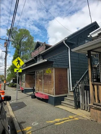 $619,000 | 294 East Main Street, East Brookfield, MA 01515