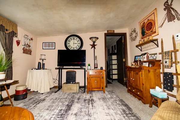 $619,000 | 294 East Main Street, East Brookfield, MA 01515