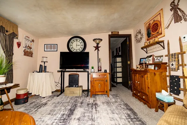 $619,000 | 294 East Main Street, East Brookfield, MA 01515