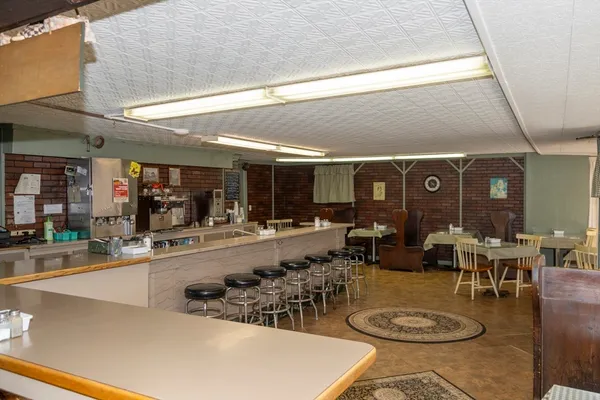 $619,000 | 294 East Main Street, East Brookfield, MA 01515