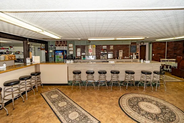 $619,000 | 294 East Main Street, East Brookfield, MA 01515