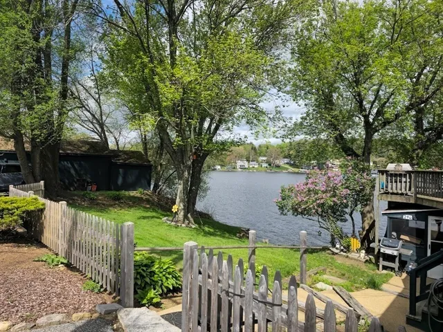 $619,000 | 294 East Main Street, East Brookfield, MA 01515