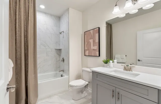 $999,999 | 2 Stratton Drive, Unit 1109, Woburn, MA 01801