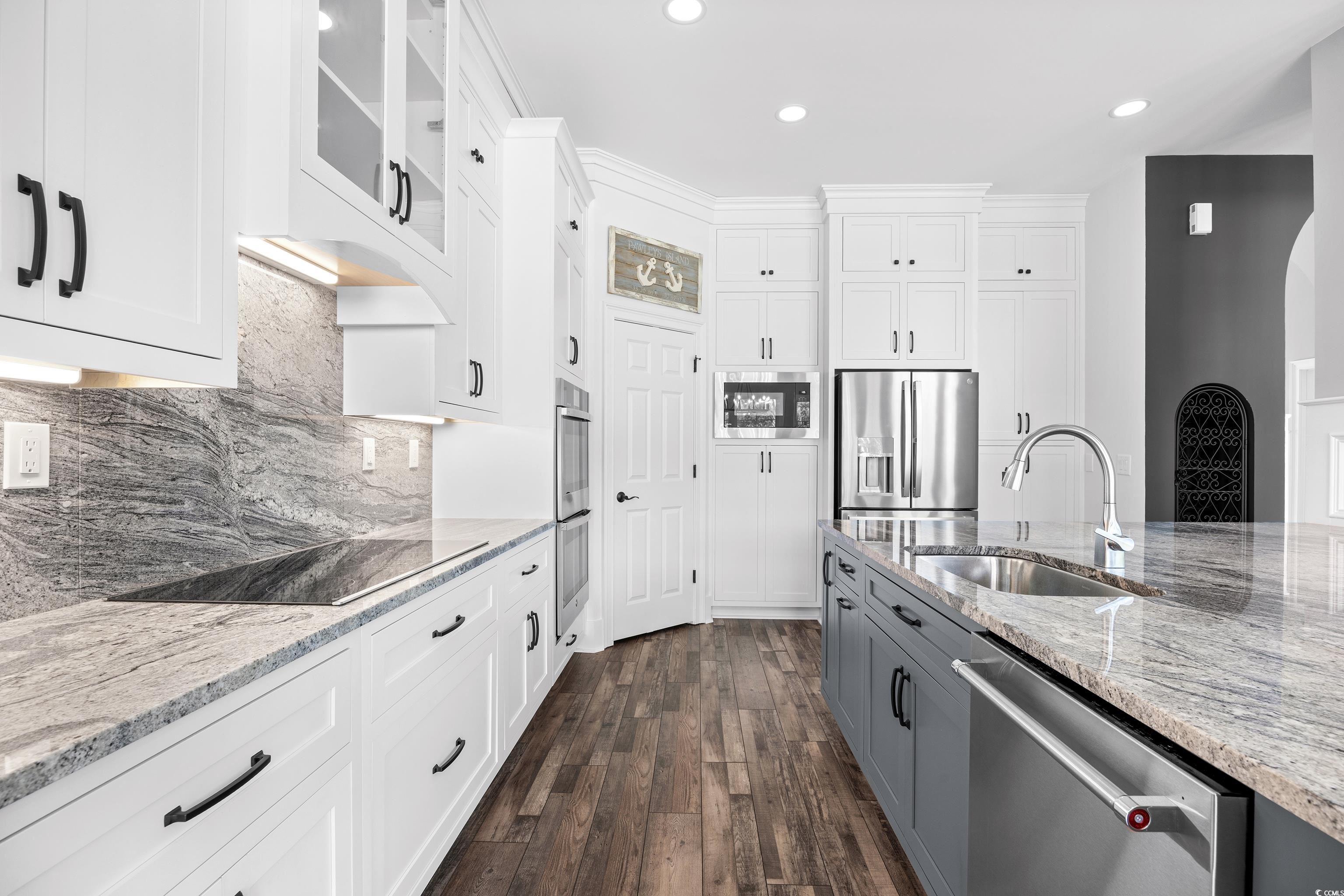 874 Preservation Circle Pawleys Island, SC 29585 - Photo 12 of 40