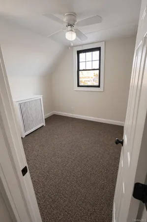 $3,500 | 41 South Centre Avenue, Unit 2, Rockville Centre, NY 11570