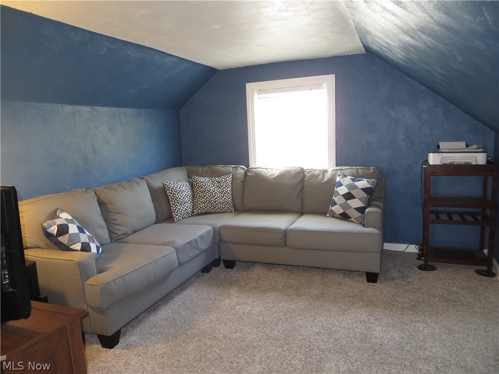 4347 Redding Road Cleveland, OH 44109 - Photo 28 of 50