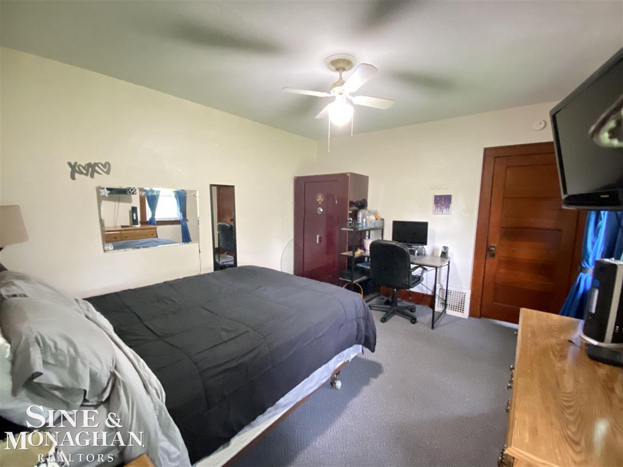 3846 Ravenswood Road Port Huron, MI 48060 - Photo 27 of 70 50077395-28.JPG