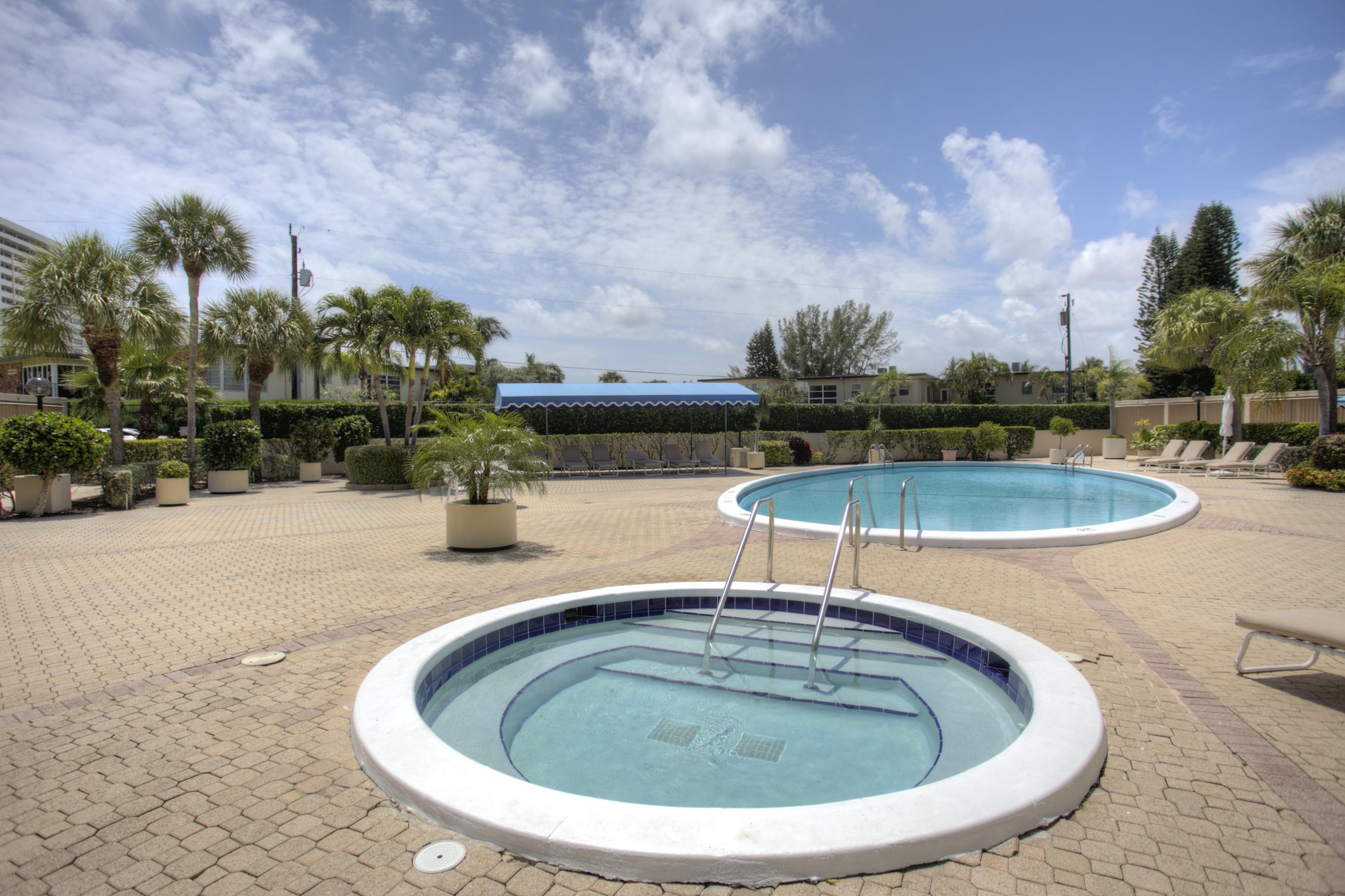 1401 South Ocean Boulevard, Unit 409 Boca Raton, FL 33432 - Photo 20 of 24 Pool