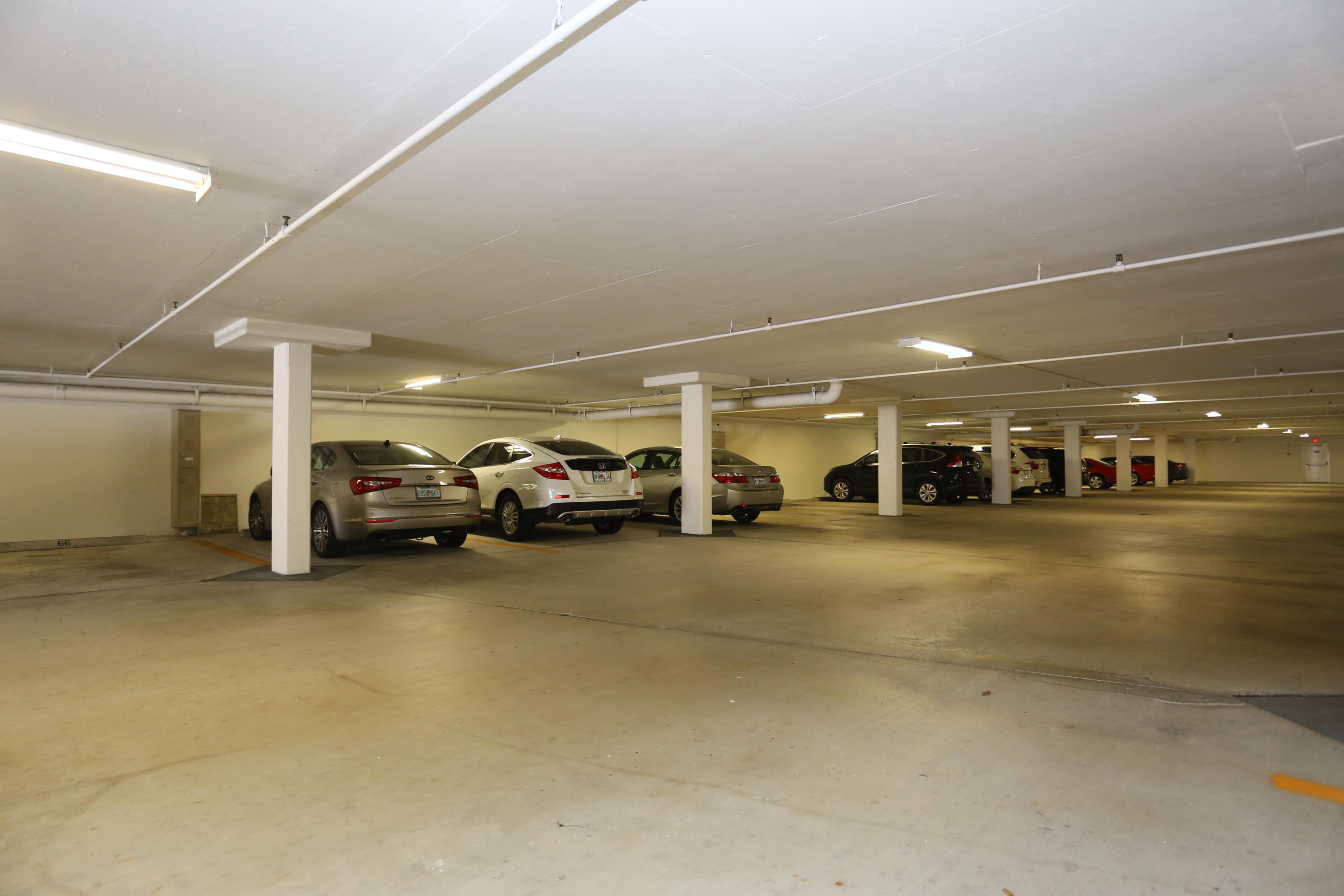 1401 South Ocean Boulevard, Unit 409 Boca Raton, FL 33432 - Photo 22 of 24 Garage