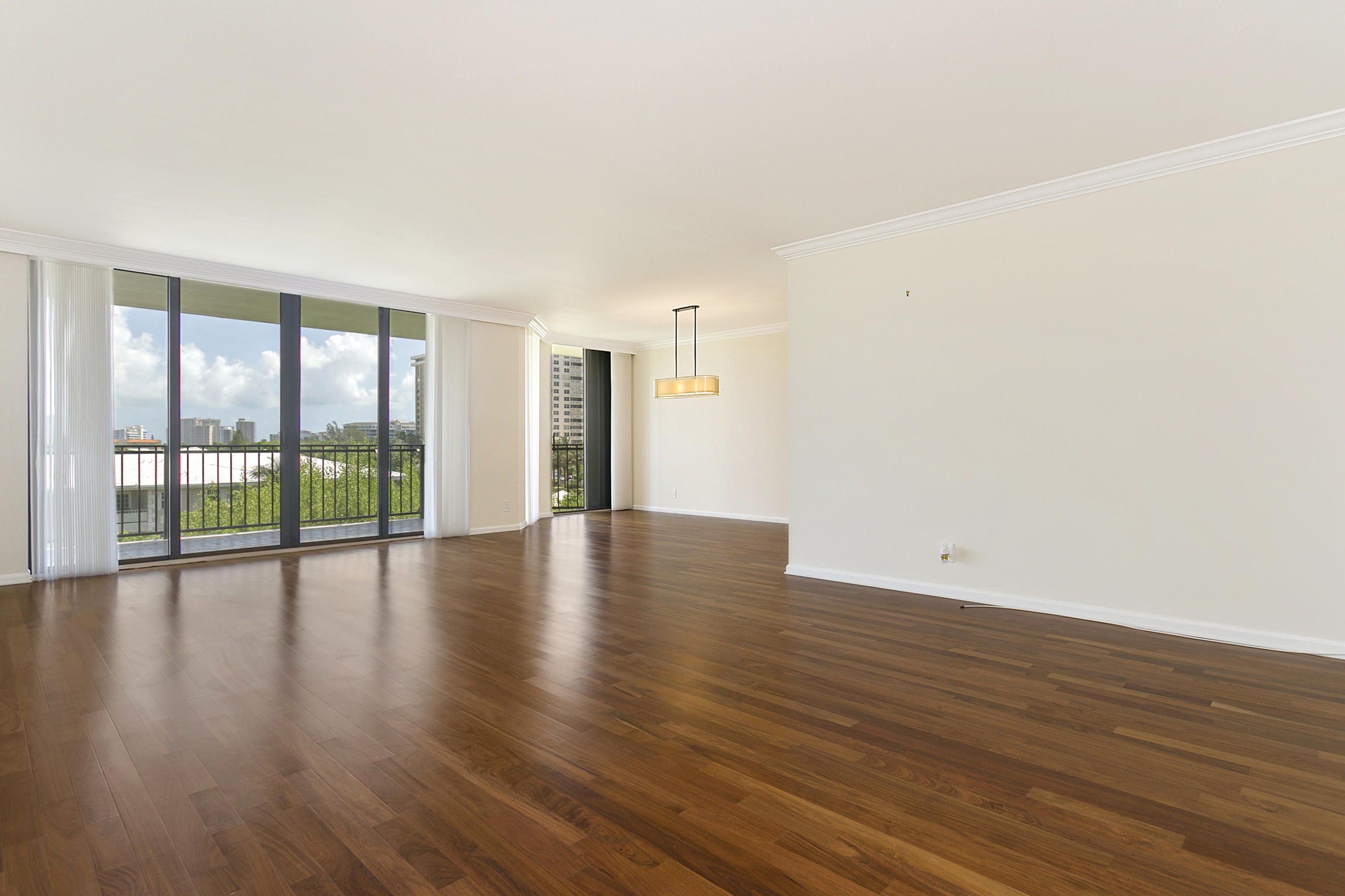 1401 South Ocean Boulevard, Unit 409 Boca Raton, FL 33432 - Photo 3 of 24 Living Room