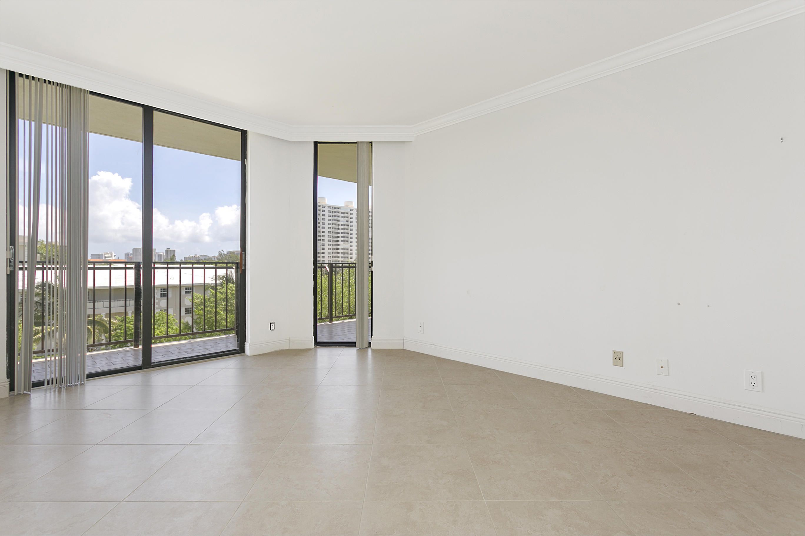 1401 South Ocean Boulevard, Unit 409 Boca Raton, FL 33432 - Photo 8 of 24 Guest Bedroom