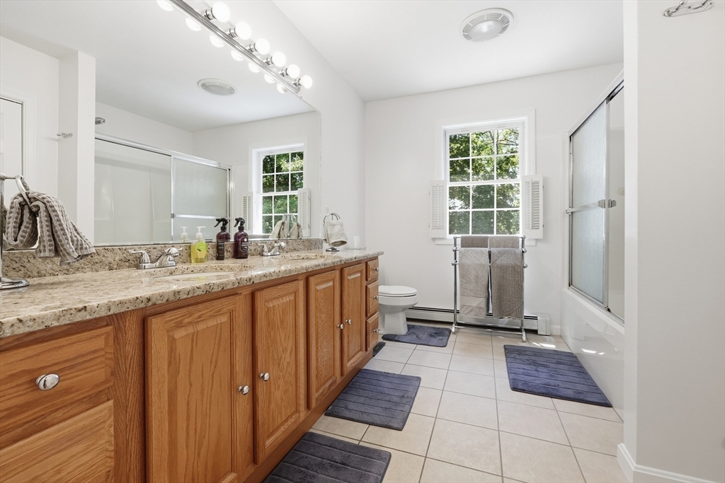 15 Primrose Street Worcester, MA 01604 - Photo 19 of 37