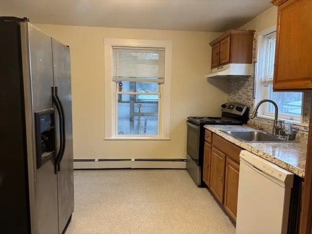 $3,200 | 19 Eaton Street, Unit 19, Winchester, MA 01890