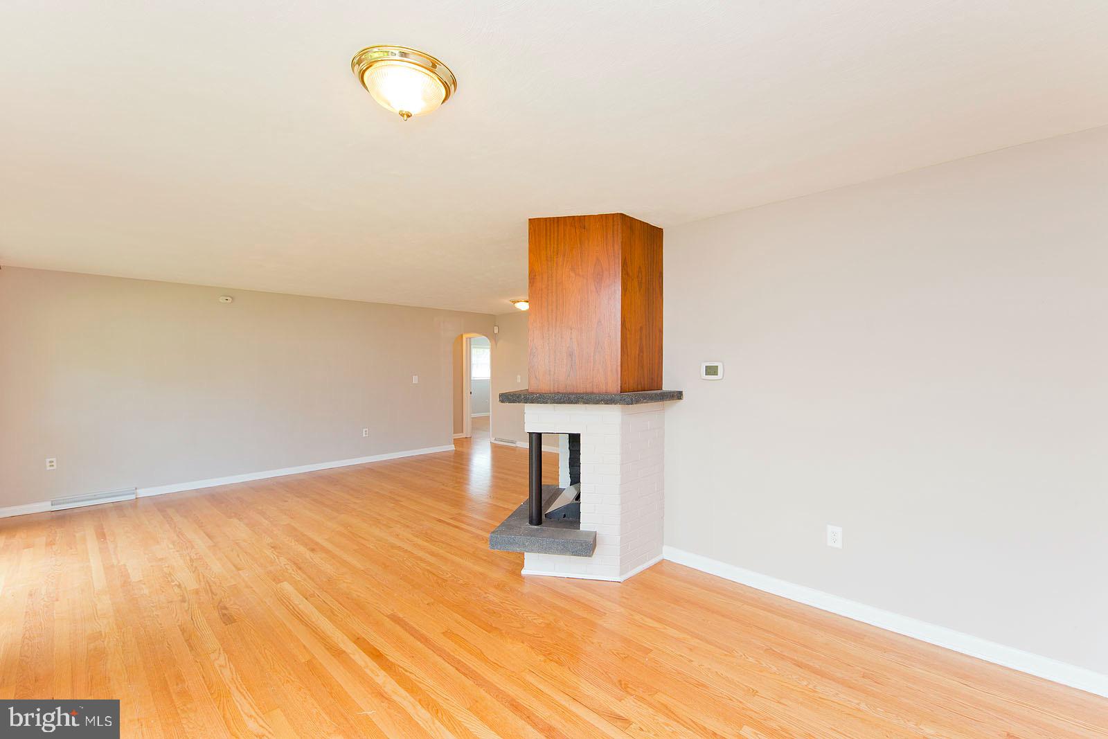 424 Beechcroft Road Winchester, VA 22601 - Photo 15 of 43 Great Room with corner gas fireplace