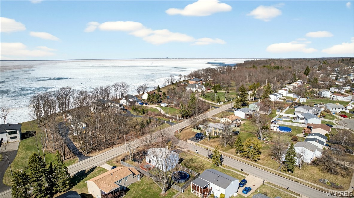 6709 Lake Shore Road Evans, NY 14047 - Photo 5 of 31