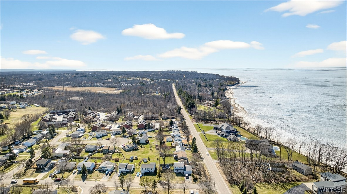 6709 Lake Shore Road Evans, NY 14047 - Photo 8 of 31