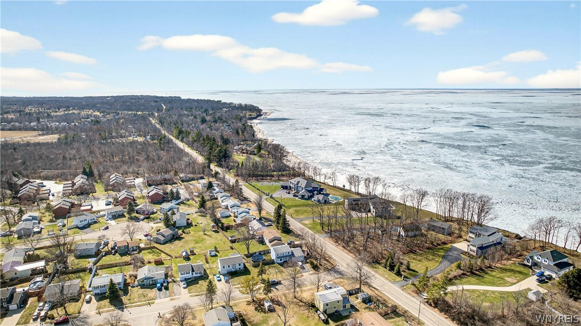 6709 Lake Shore Road Evans, NY 14047 - Photo 9 of 31