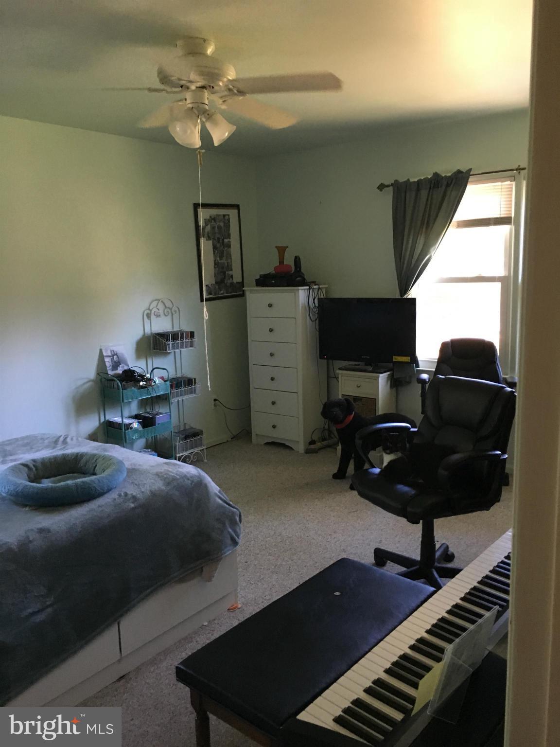 16424 Old Frederick Road Mount Airy, MD 21771 - Photo 20 of 26 Bedroom (Master)