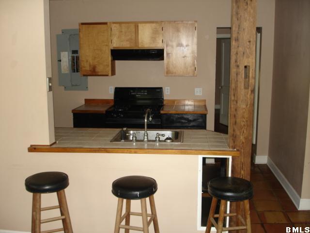 2202 Pigeon Point Road Beaufort, SC 29902 - Photo 1 of 13 Additional Photo
