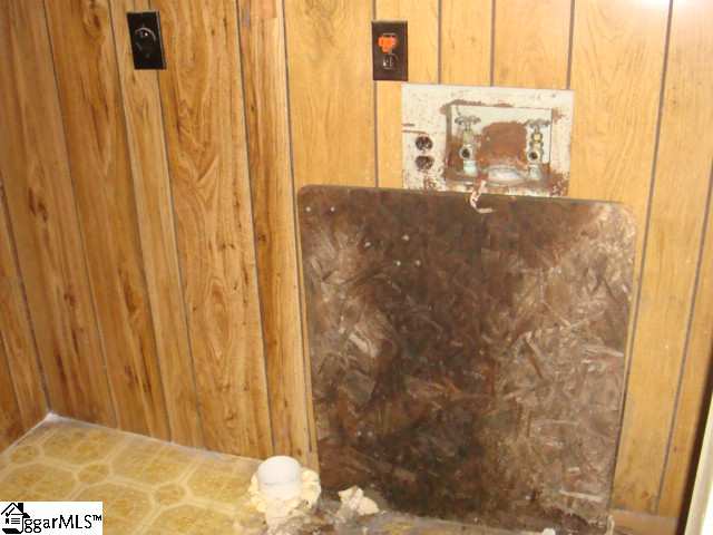 3304 Old Easley Bridge Road Greenville, SC 29611 - Photo 10 of 17 Gallery Image 10