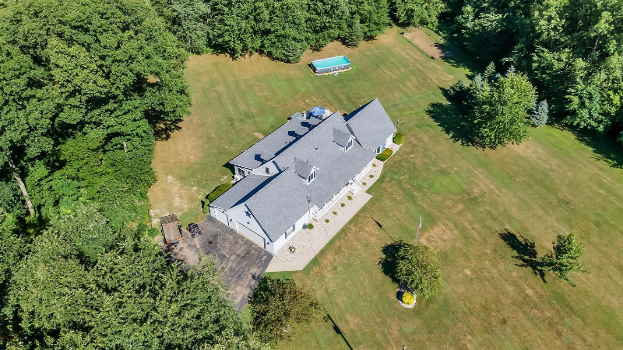 8300 11 Mile Road Ceresco, MI 49033 - Photo 10 of 64 58-830 11 Mile Rd -WindowStill-Rea