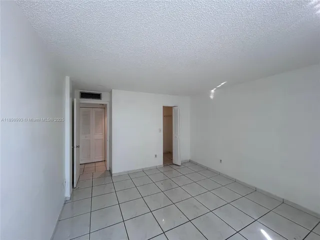 $2,000 | 14501 North Kendall Drive, Unit 408H, Miami, FL 33186