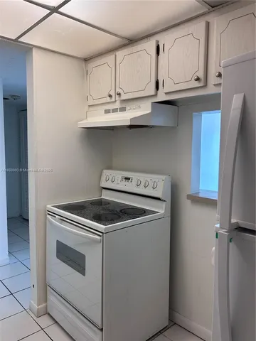 $2,000 | 14501 North Kendall Drive, Unit 408H, Miami, FL 33186