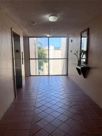 $2,000 | 14501 North Kendall Drive, Unit 408H, Miami, FL 33186