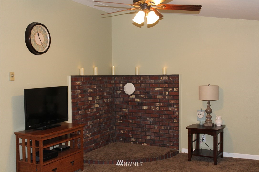 275 Chilvers Road Chehalis, WA 98532 - Photo 9 of 22