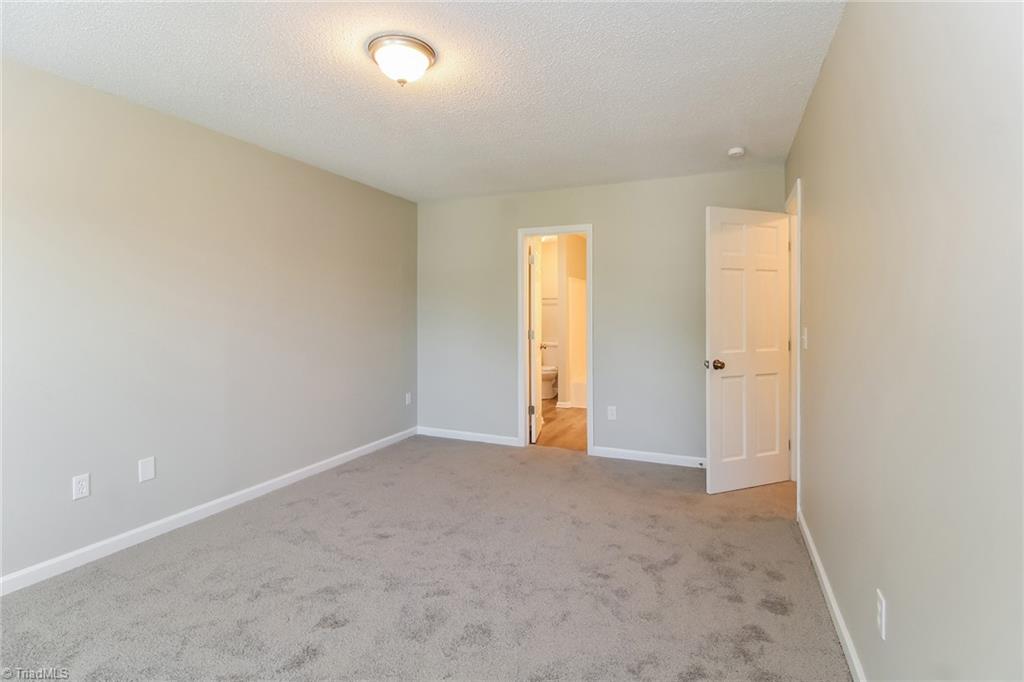 3607 Garden Place Road Greensboro, NC 27406 - Photo 8 of 17