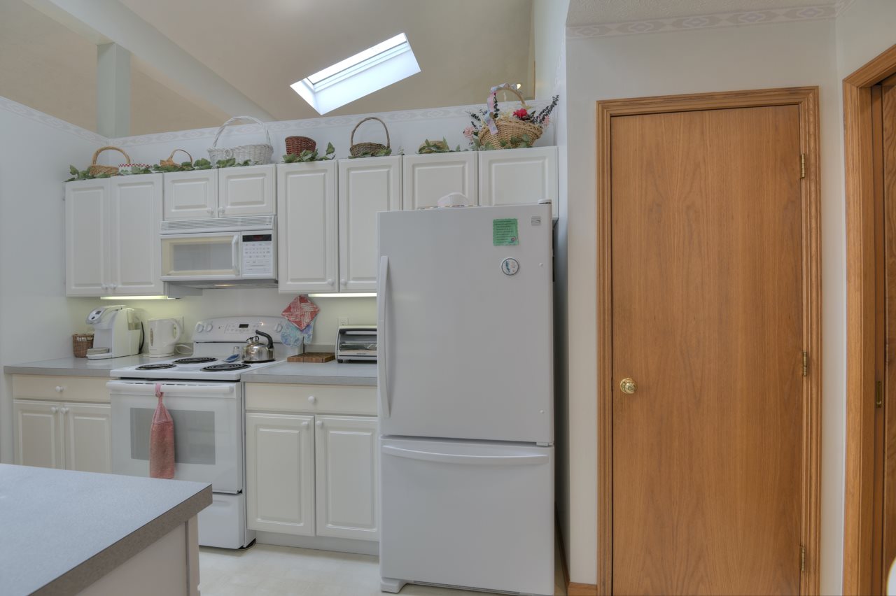 5288 Harris Road Traverse City, MI 49684 - Photo 23 of 55 1864263-22.JPG