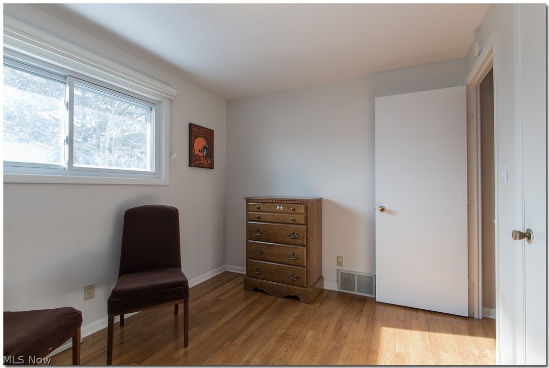 6546 Hansford Road Cleveland, OH 44124 - Photo 23 of 29 Gallery Image 23