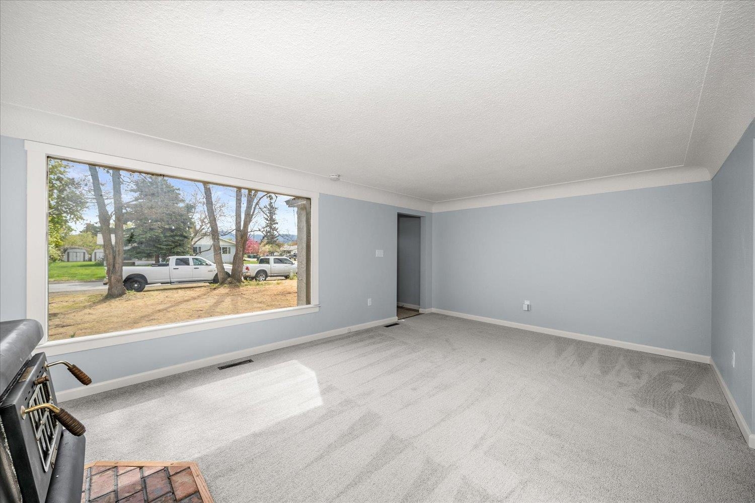 114 South Manifold Road Spokane Valley, WA 99016 - Photo 6 of 35 Gallery Image 6