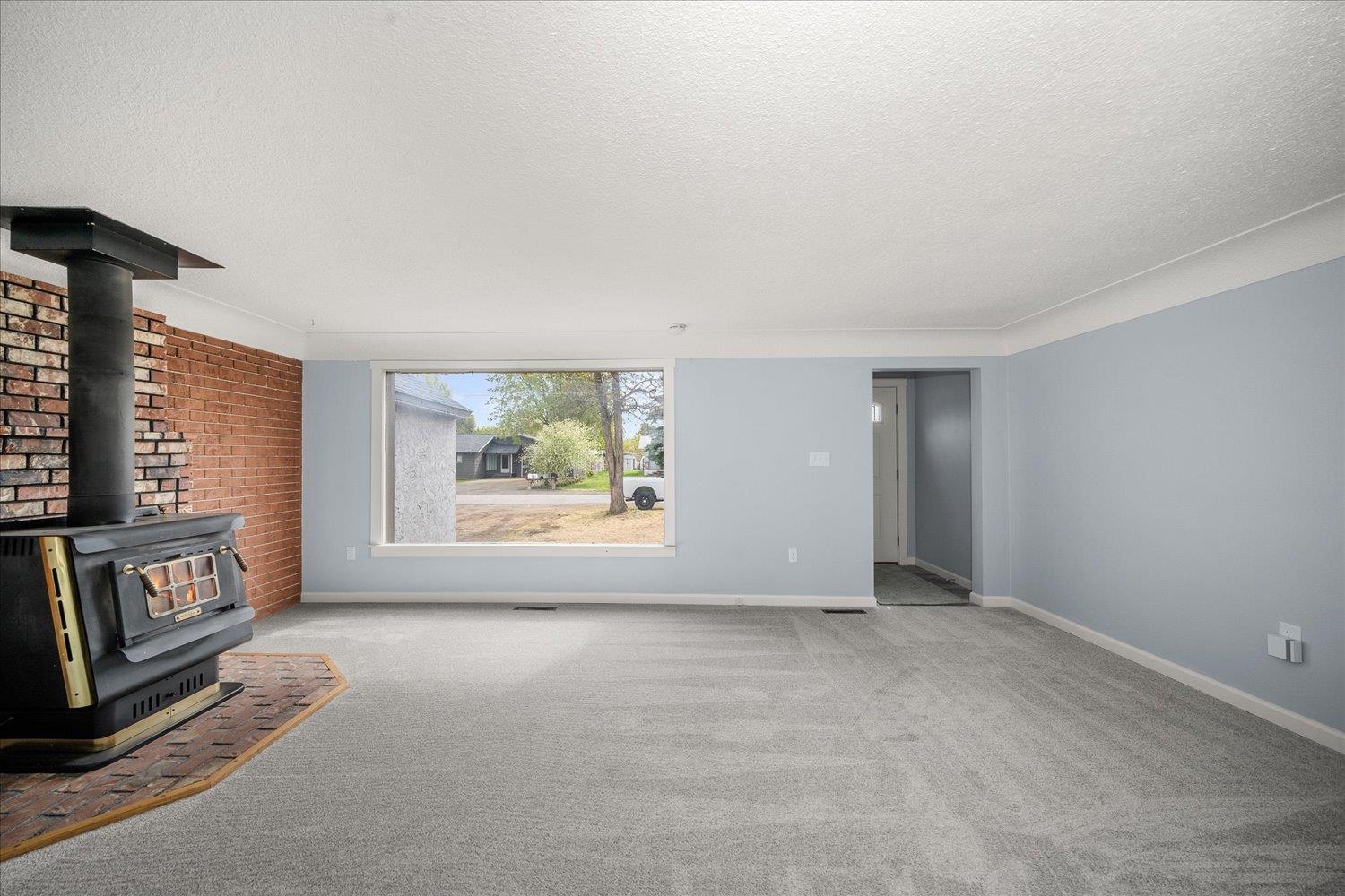 114 South Manifold Road Spokane Valley, WA 99016 - Photo 7 of 35 Gallery Image 7