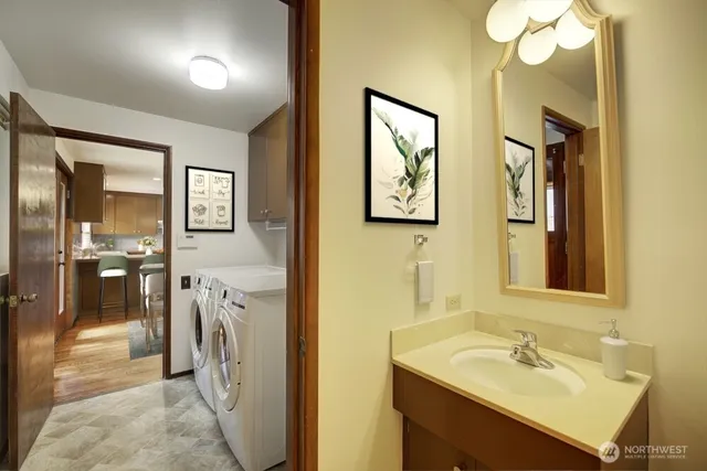 $5,500 | 1615 85th Avenue Northeast, Clyde Hill, WA 98004