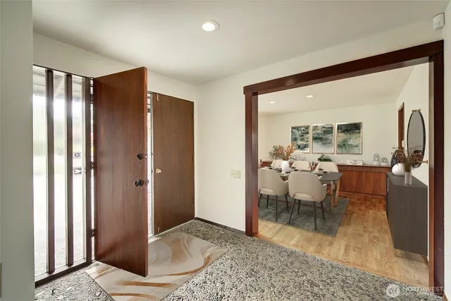 $5,500 | 1615 85th Avenue Northeast, Clyde Hill, WA 98004